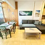 Lima Limon By The Sea, 2 Bedrooms, Central, High Speed Internet, Desk Apartment *