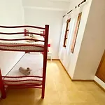 Lima Limon By The Sea, 2 Bedrooms, Central, High Speed Internet, Desk Apartamento