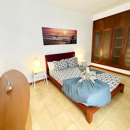 Lima Limon By The Sea, 2 Bedrooms, Central, High Speed Internet, Desk *