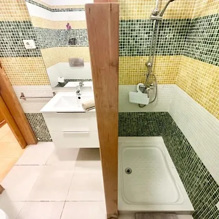 Lima Limon By The Sea, 2 Bedrooms, Central, High Speed Internet, Desk Appartement