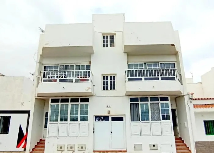 Lima Limon By The Sea, 2 Bedrooms, Central, High Speed Internet, Desk