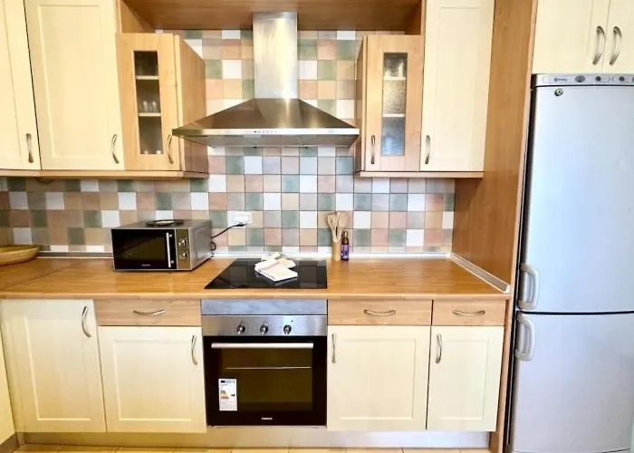 Lima Limon By The Sea, 2 Bedrooms, Central, High Speed Internet, Desk Cotillo