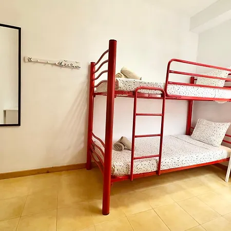 Apartment Lima Limon By The Sea, 2 Bedrooms, Central, High Speed Internet, Desk *