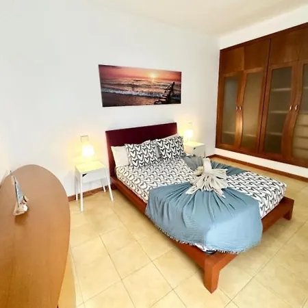 Lima Limon By The Sea, 2 Bedrooms, Central, High Speed Internet, Desk Apartman