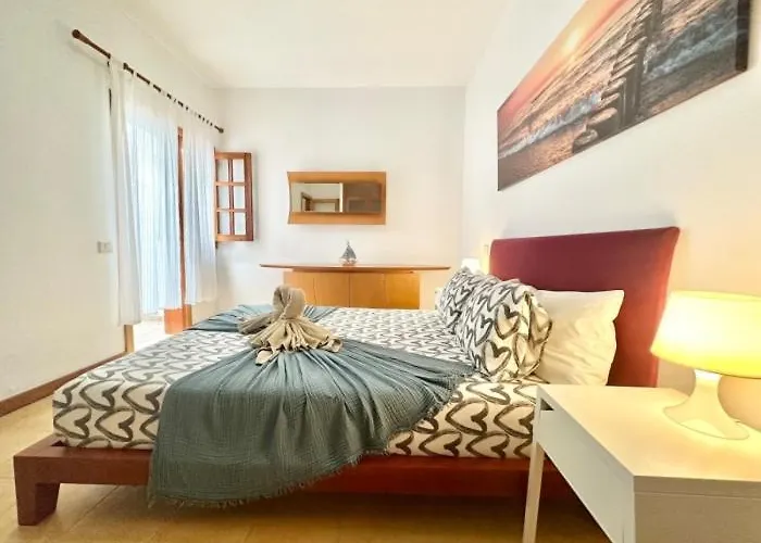 Lima Limon By The Sea, 2 Bedrooms, Central, High Speed Internet, Desk 아파트